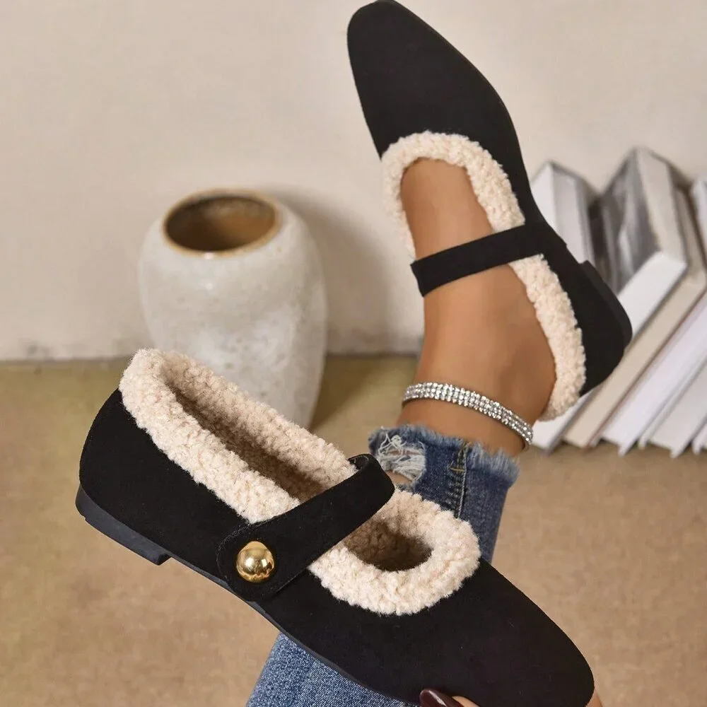 Black Elegant Women's Plus-Size Warm Thermal Lined Flat Shoes with Metal Buckle